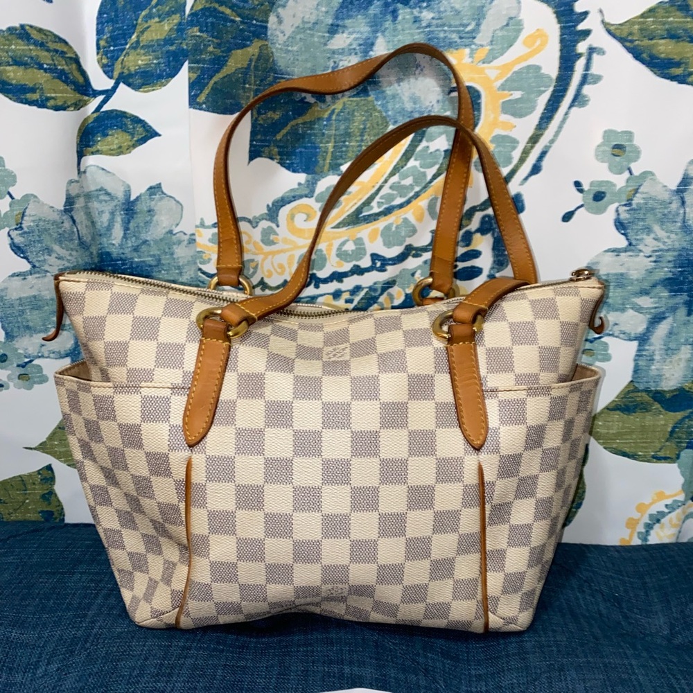 ♥️LOUIS VUITTON ♥️RARE DELIGHTFUL AZURE♥️